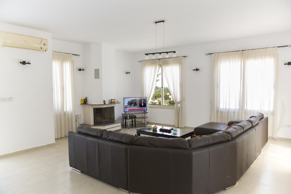 Eliofos Luxury Villa Polis Extérieur photo